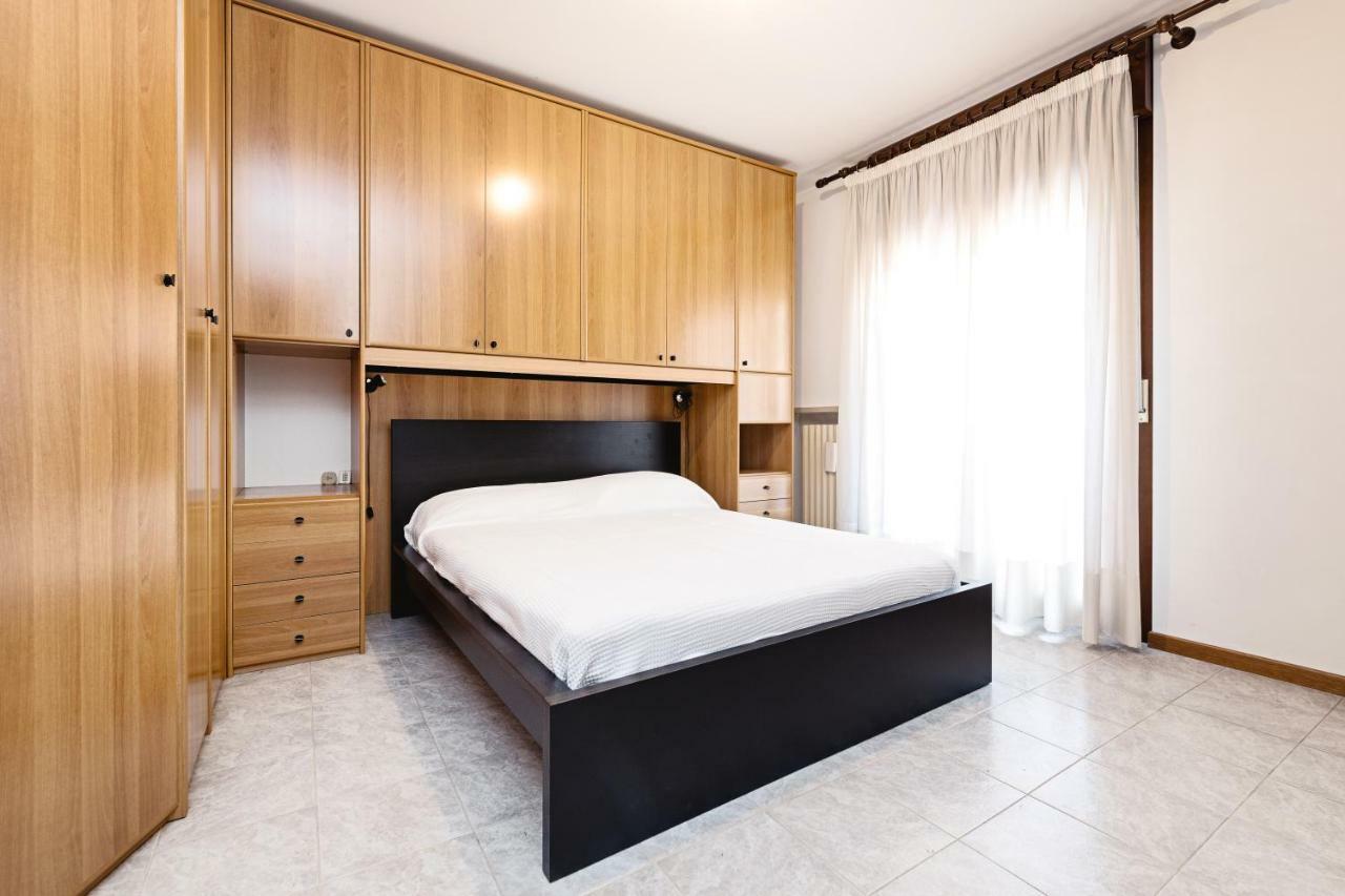 Colourful Flat Borgo Roma Apartment Verona Exterior foto