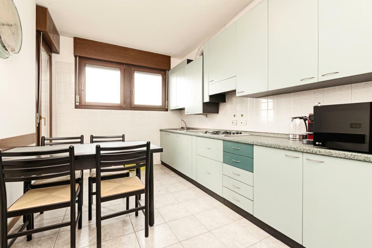 Colourful Flat Borgo Roma Apartment Verona Exterior foto