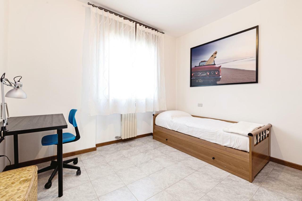 Colourful Flat Borgo Roma Apartment Verona Exterior foto